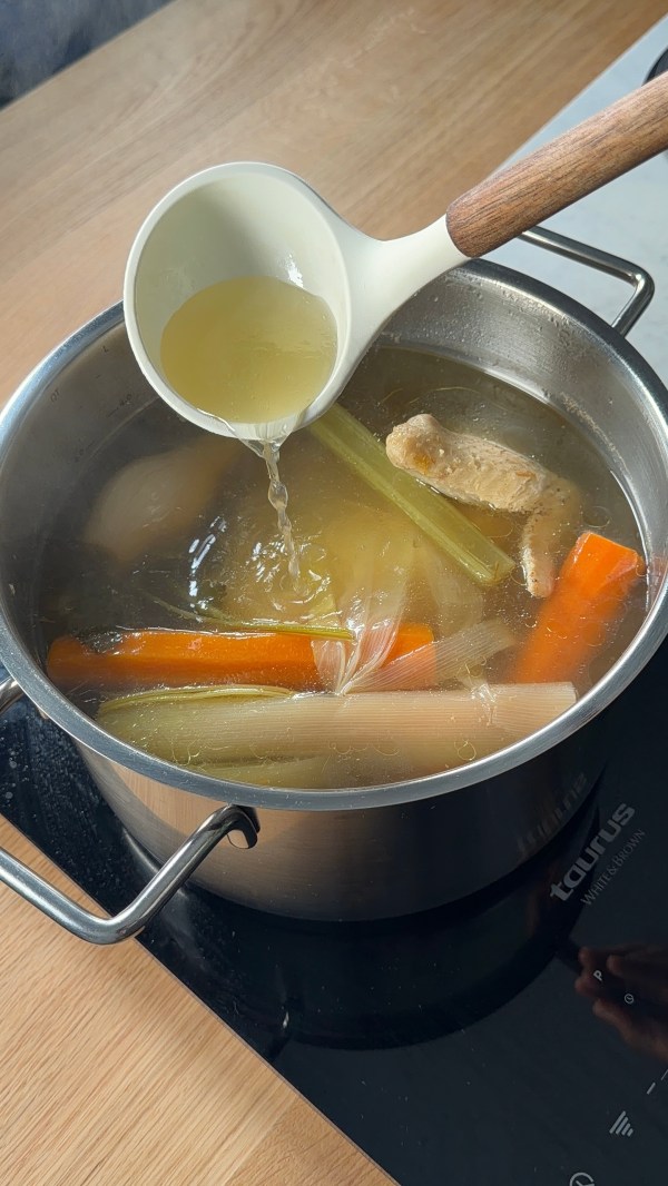 receta de caldo casero